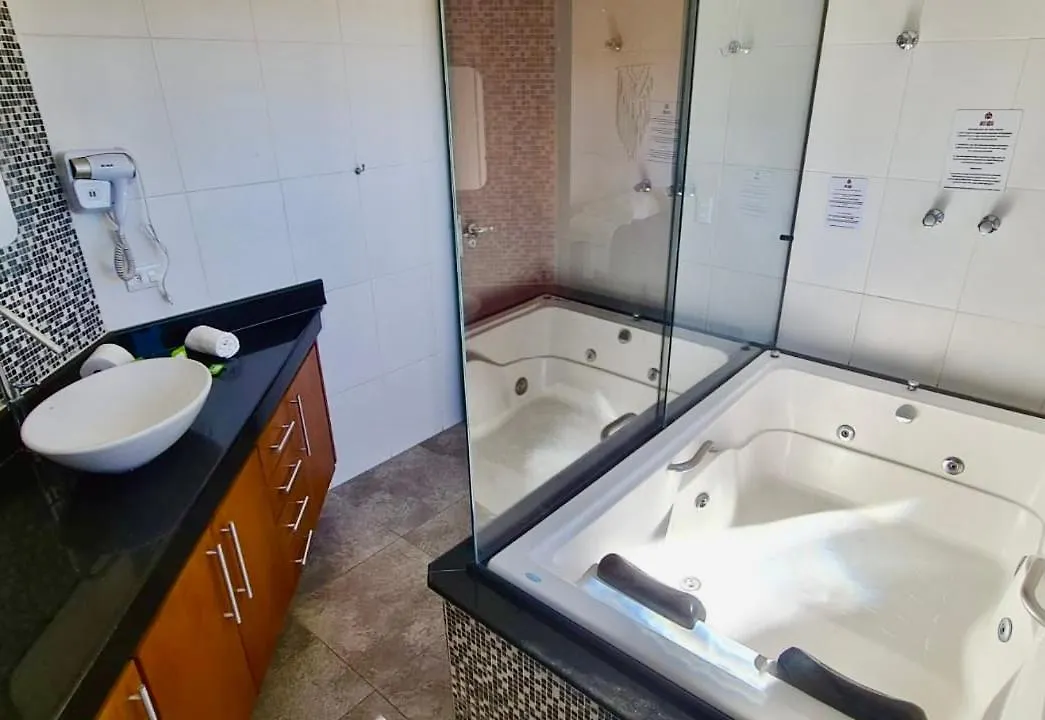 Pousada Bliss House - Opcoes De Suites Com Hidromassagem Campos do Jordão Brazylia