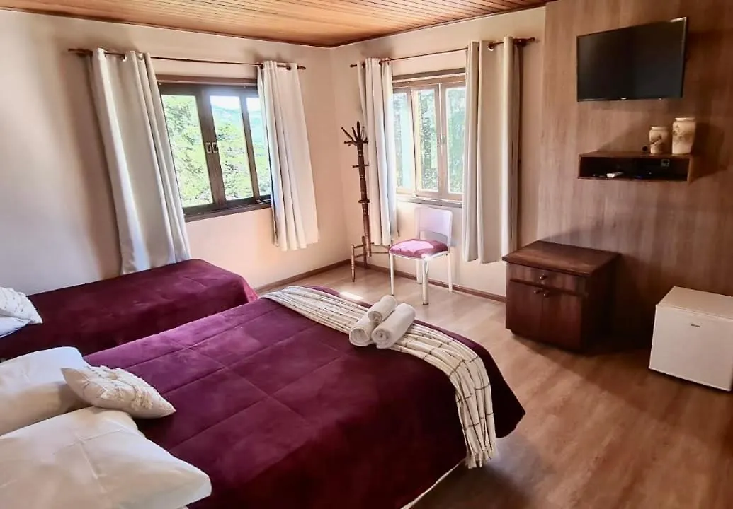 **** Hotel Pousada Bliss House - Opcoes De Suites Com Hidromassagem Campos do Jordão Brasilien