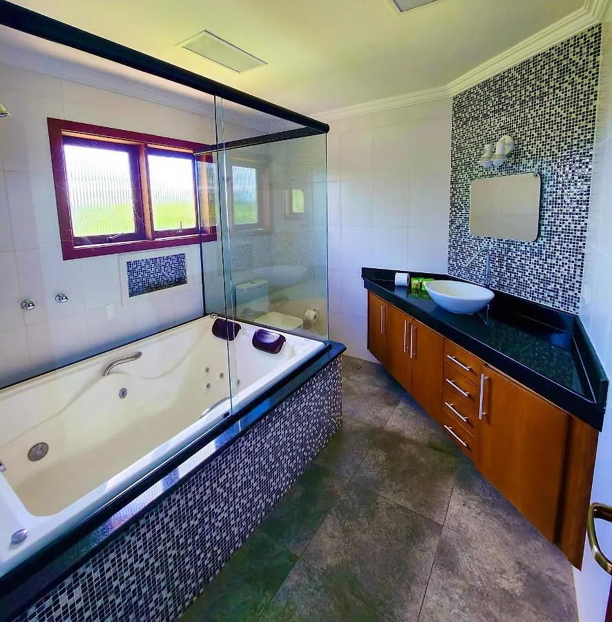 Pousada Bliss House - Opcoes De Suites Com Hidromassagem Campos do Jordão Hotel